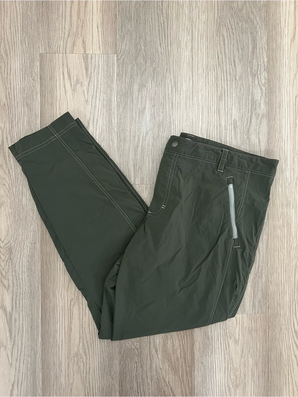 L.L.Bean Cresta Trail Hiking Pants Green Stretch Slim Leg Womenβs Size 18 503650